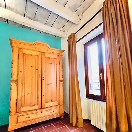 Oh!megna Apartment